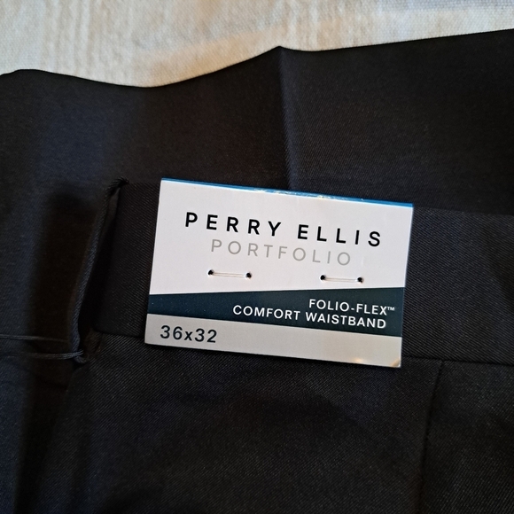 Perry Ellis men's 36 x 32 black portfolio modern fit folio-flex, New - Picture 3 of 9